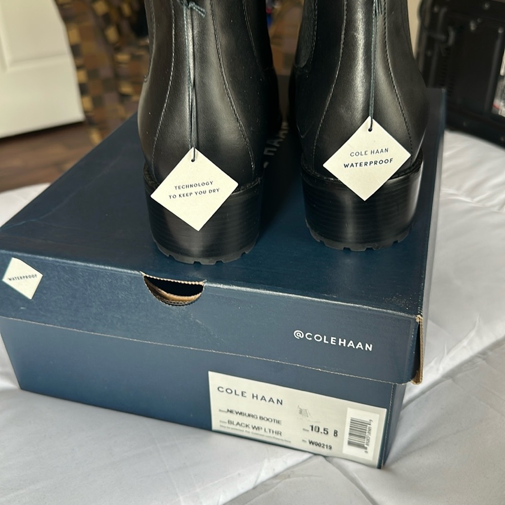 New with tags women cole haan black leather booties